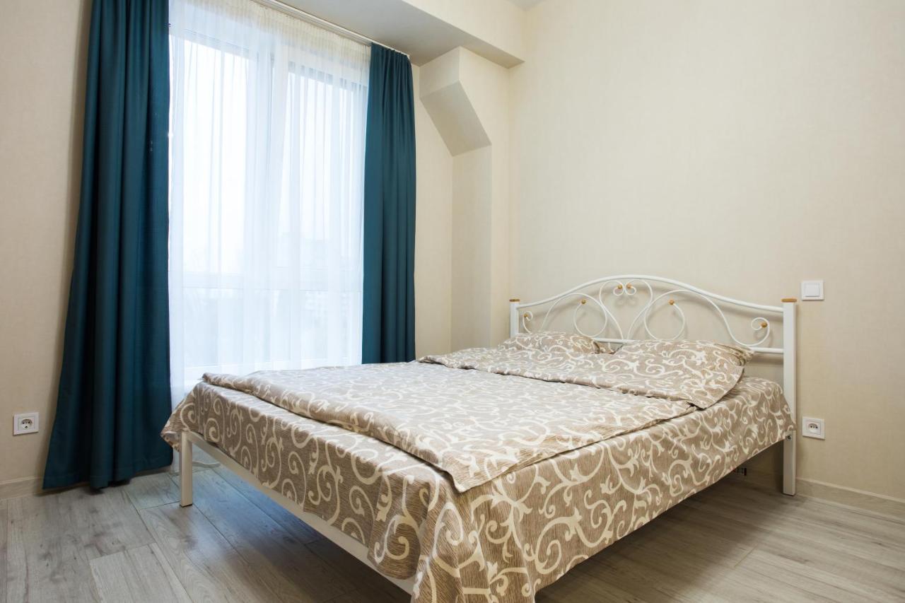 Apartamento Жк Парковый Квартал Jarkov Exterior foto