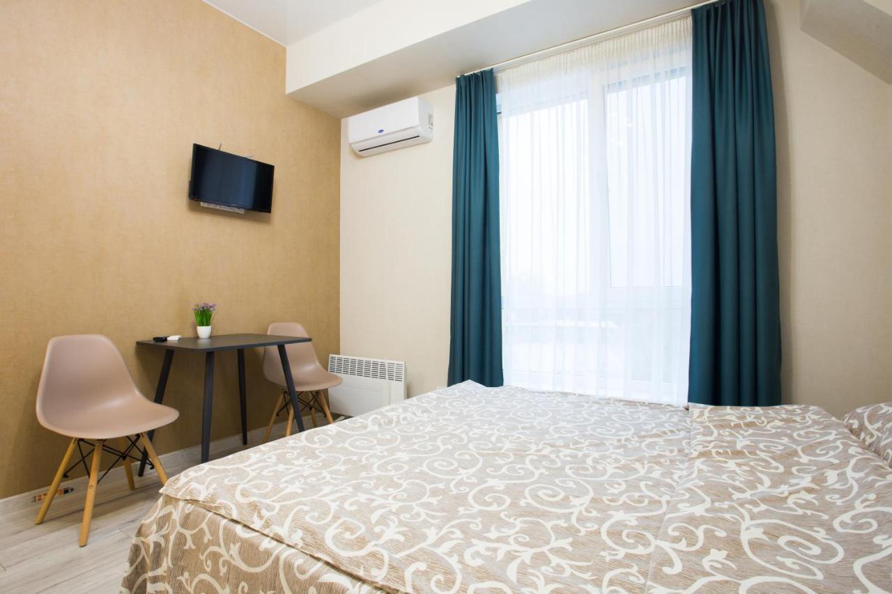 Apartamento Жк Парковый Квартал Jarkov Exterior foto