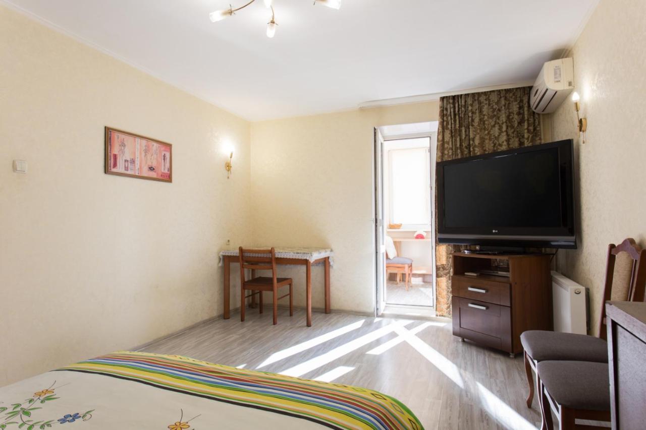 Apartamento Жк Парковый Квартал Jarkov Exterior foto