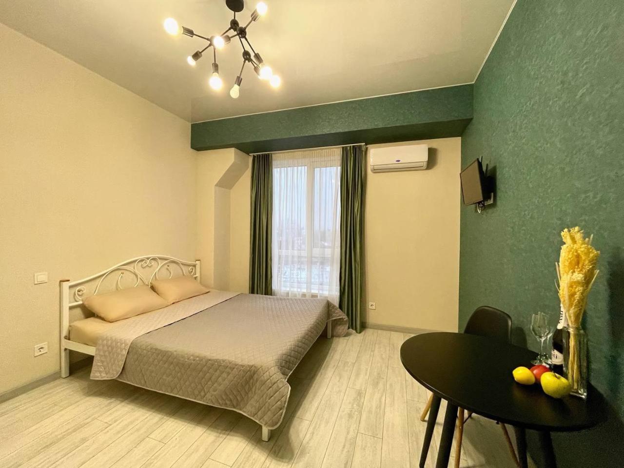 Apartamento Жк Парковый Квартал Jarkov Exterior foto