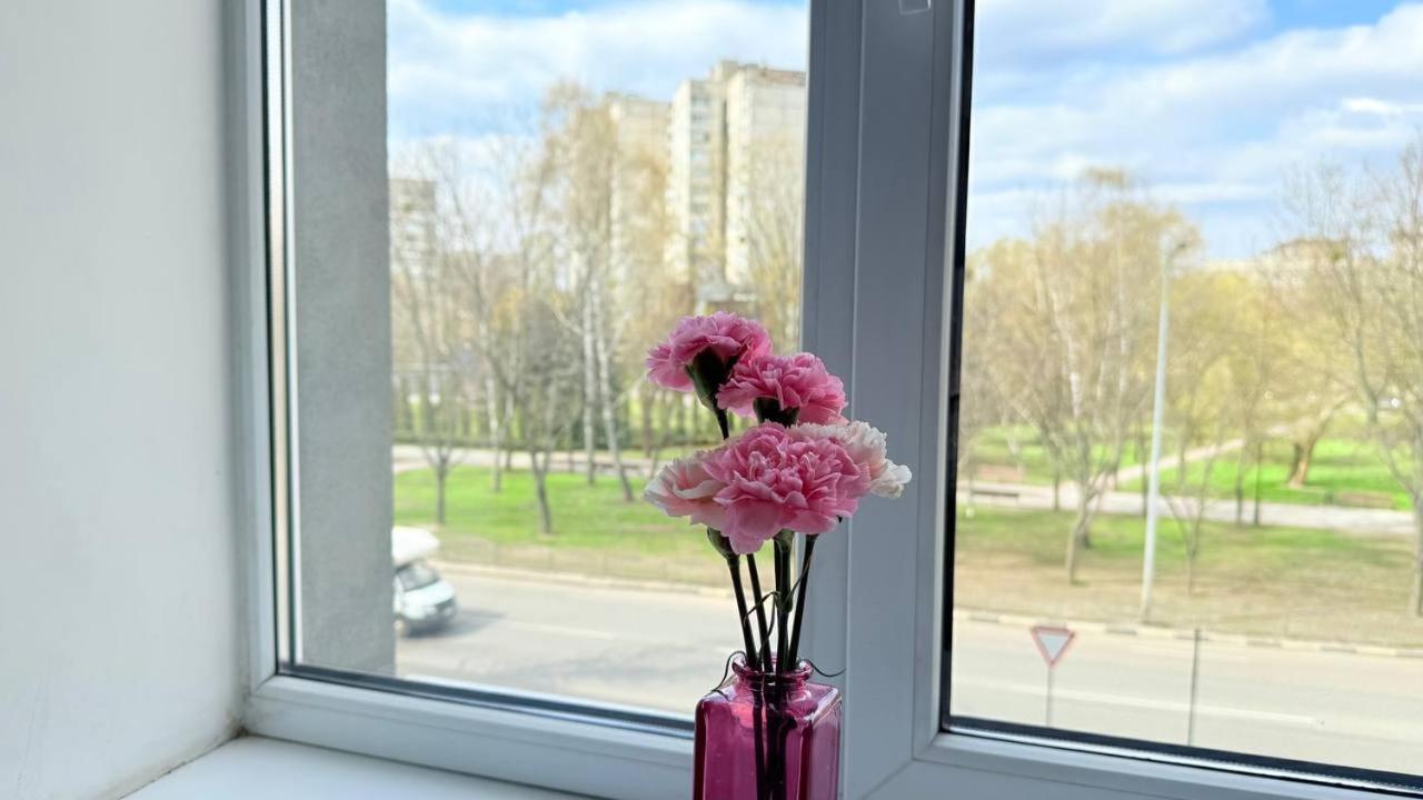 Apartamento Жк Парковый Квартал Jarkov Exterior foto